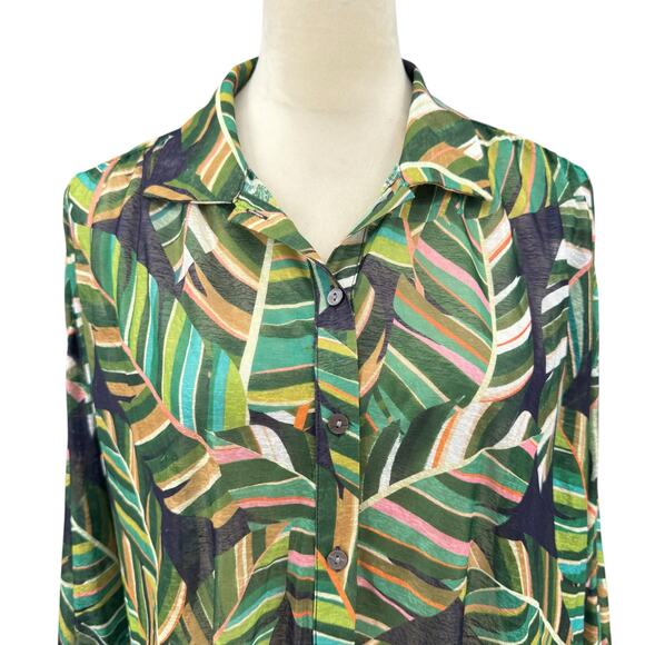 Molly Bracken Green Aloha Print Long Balloon Sleeve Button Up Relaxed Flared Top - Picture 8 of 13